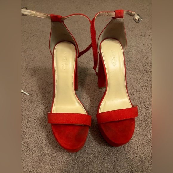 Charlotte Russ 4in heels, will clean before shipping ! - Picture 1 of 4